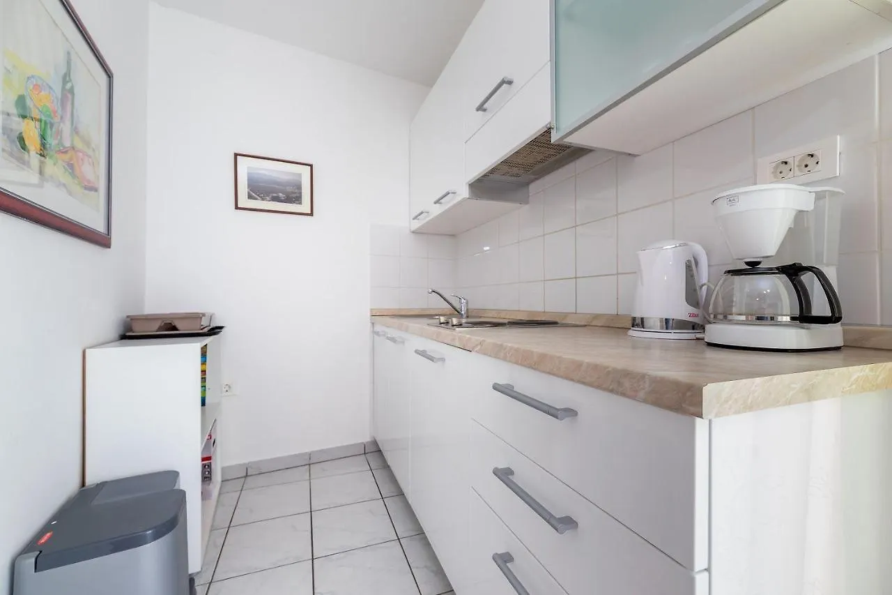 100 Meter Bis Zum Strand Baska  Apartment Baska (Krk)